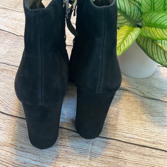 Sam Edelman Lace Up Suede Leather Ankle  Peep toe Yvie Bootie/Shootie - Picture 3 of 10